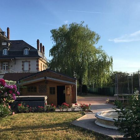 Gite Logis Des Fontaines Raon-lʼÉtape エクステリア 写真